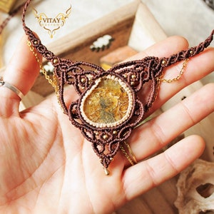 Ammonitischer Choker in Makramee in Dunkelbraun • Boho Schmuck • Ethnische Kleidung