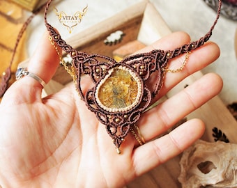 Gargantilla de Amonita en Macramé en color Marrón Oscuro  •  Boho Jewelry • Ethnic Wear