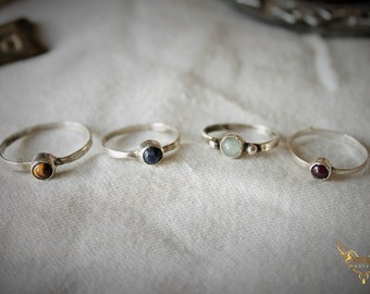 Basic Ring in 925 Sterling Silver • Custom Made • Basic Ring with Gemstone •