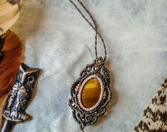 Collar de Ojo de Tigre en Macramé• Brazalete Boho Hecho a Mano • Boho Jewelry • Ethnic Wear •