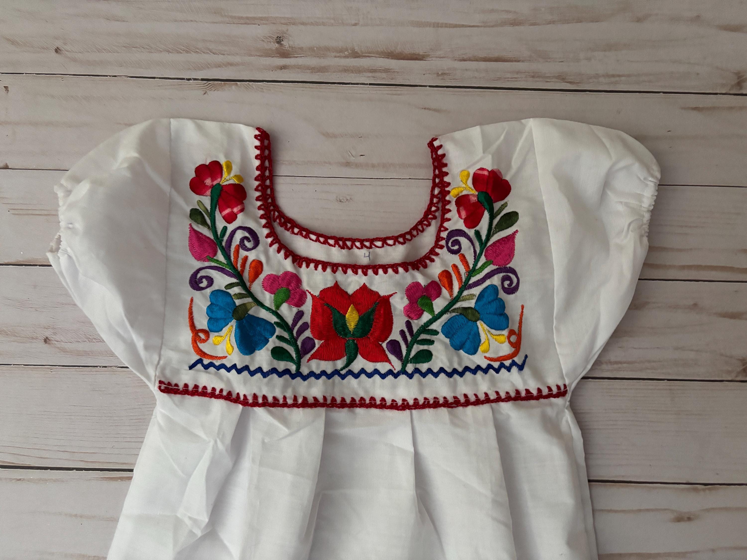 キッズ 女の子 子供用 メキシコ伝統刺繍花柄ブラウス サイズ 4 ベビー
