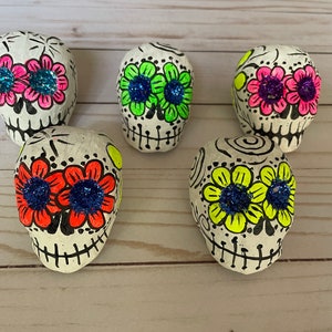 Dag van de Doden Dia de los Muertos Suikerschedel Calaverita de Azucar Papieren Sculptuur Decoratie Papier-maché