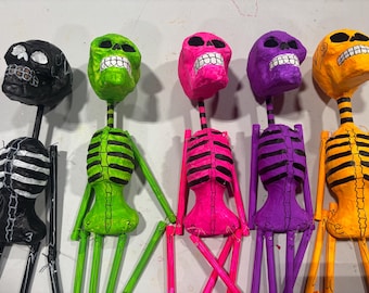 17"  Day of the Dead Dia de los Muertos Calavera Skull  Paper Sculpture Paper Mache Decoration