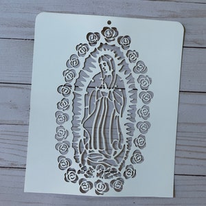 Arte religioso con plantilla de la Virgen de Guadalupe