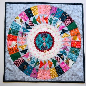 Twin Ladies Table Topper