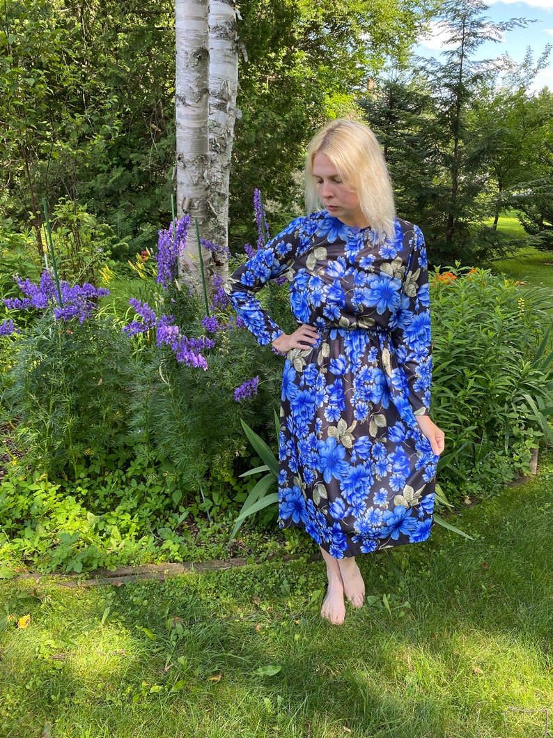 Delightful 80s Carol Wright Floral Dress. Etsy