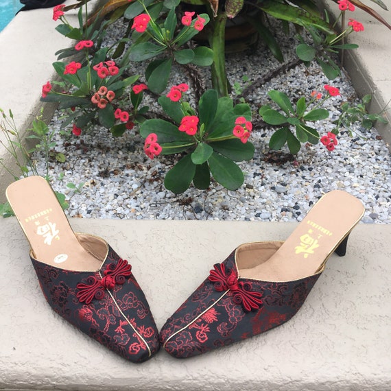 80s/90s Asian brocade mules/ boudoir slippers