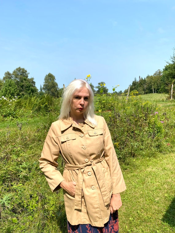 Classic Vintage 70s Mini Trench Coat - image 2