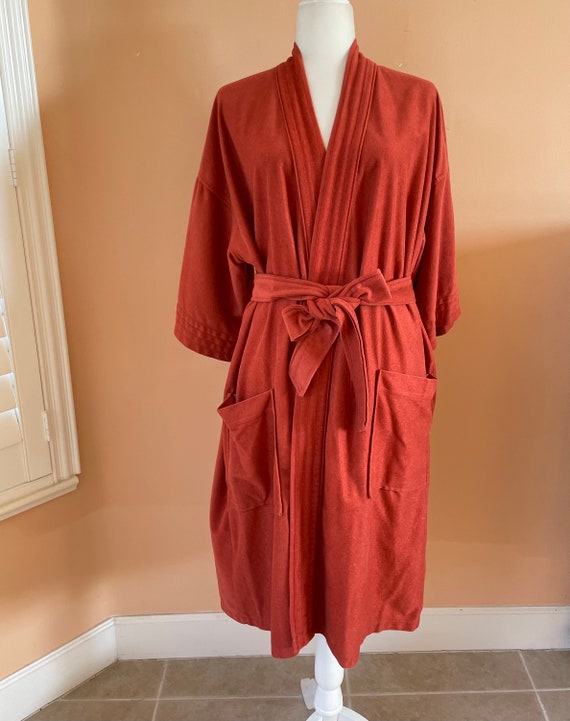 Warm And Cozy Vintage 60s/70s Lord & Taylor Lounge