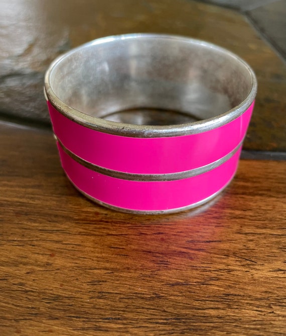 Fabulous Vintage 60s/70s Enamel Mod Bangle Bracel… - image 5
