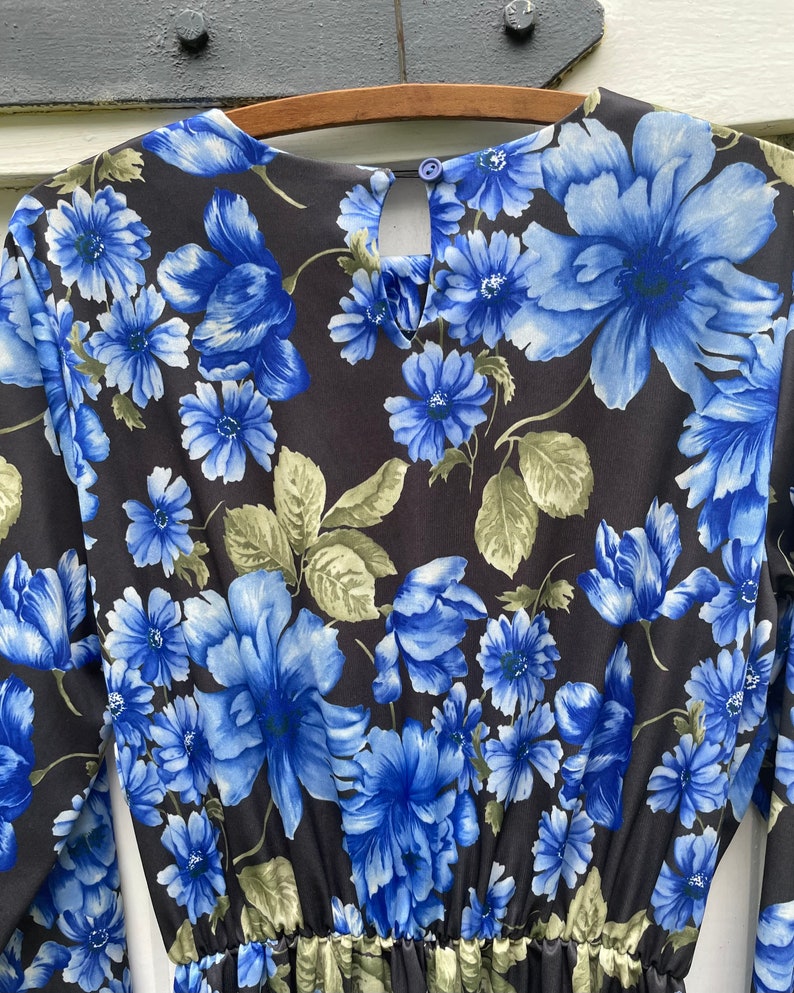 Delightful 80s Carol Wright Floral Dress. Etsy