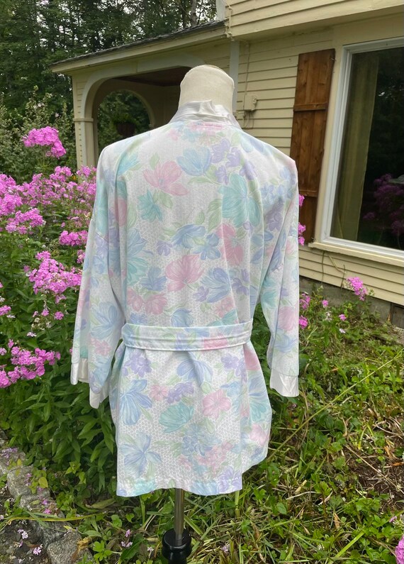 Cute Vintage 80s Short Wrap Robe - image 6