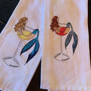 Wish I Was A Mermaid, Mermaid Dish / Kitchen Towel, Under the Sea Towel, Mermaid Towel, Mermaids, Mermaid Kitchen, Mermaid Gifts, Mermaids