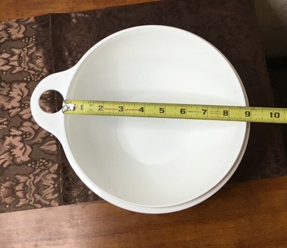 Vintage TUPPERWARE Medium That's a Bowl # 2677 ~ White NO Lid Vintage TUPPERWARE Medium That's a Bowl # 2677 ~ White NO Lid