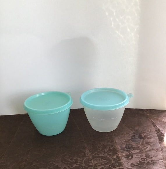 Vintage Tupperware 148/215 series Snack/Refrigerator bowls/lids