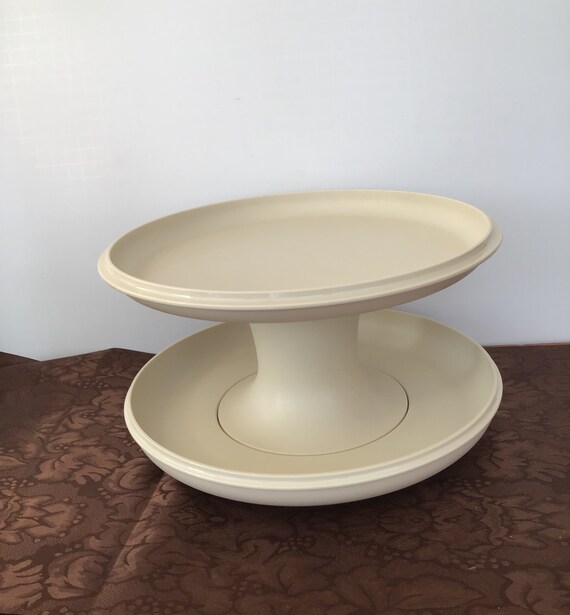 Stand Tupperware Kitchen & Dining Home & Living Cake Stand Vintage Tupperware Almond ...
