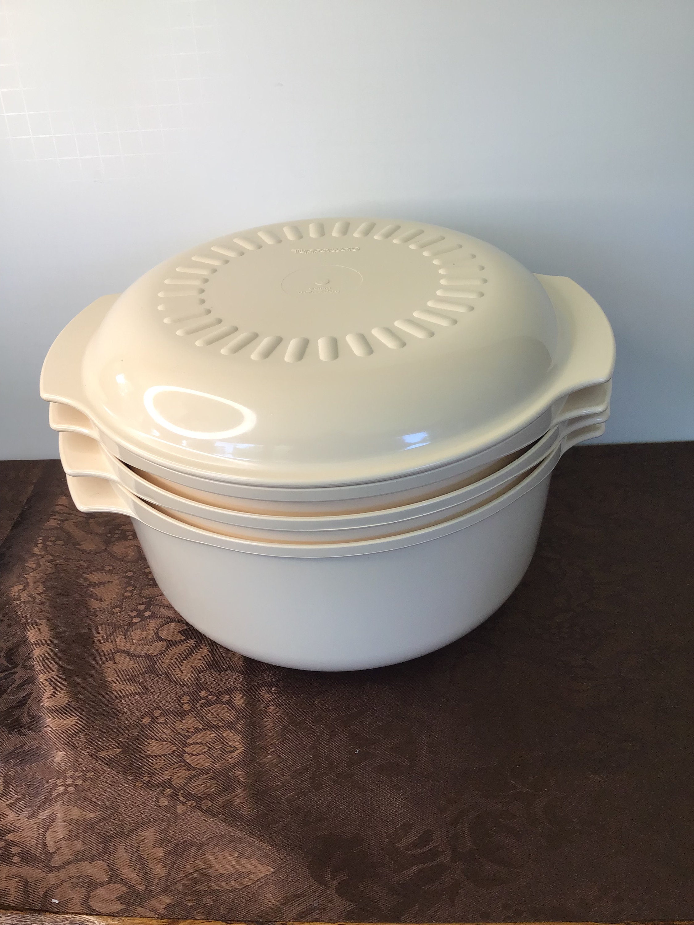 Vintage 5 Piece TUPPERWARE Microwave Stack Cooker Almond 