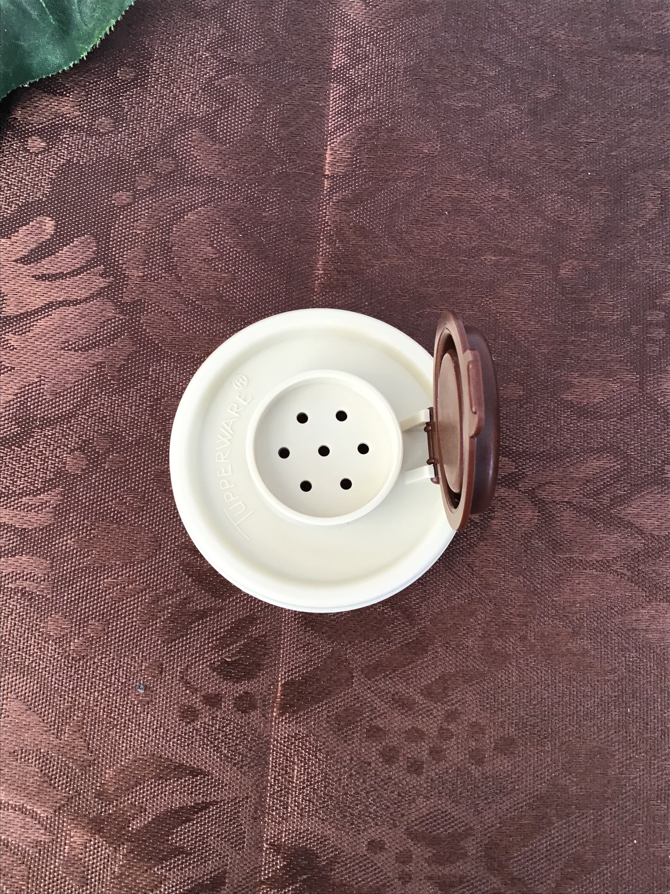 Vintage replacement tupperware pepper shaker 1329 brown etsy