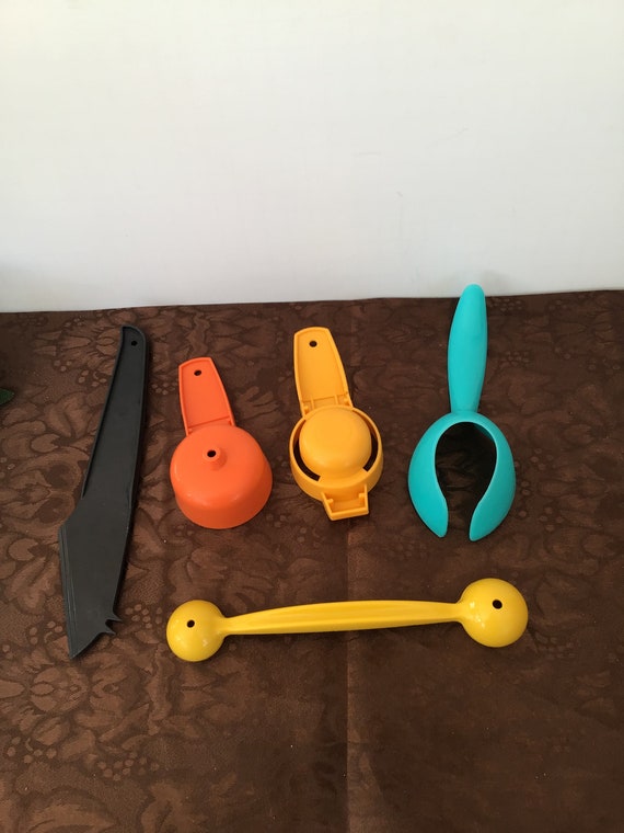 of 5 TUPPERWARE Assorted Kitchen Gadgets - Etsy