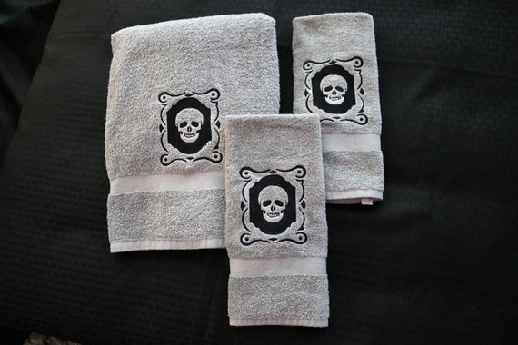 Gothic Victorian Skull Cameo Bath Towel Gray Etsy