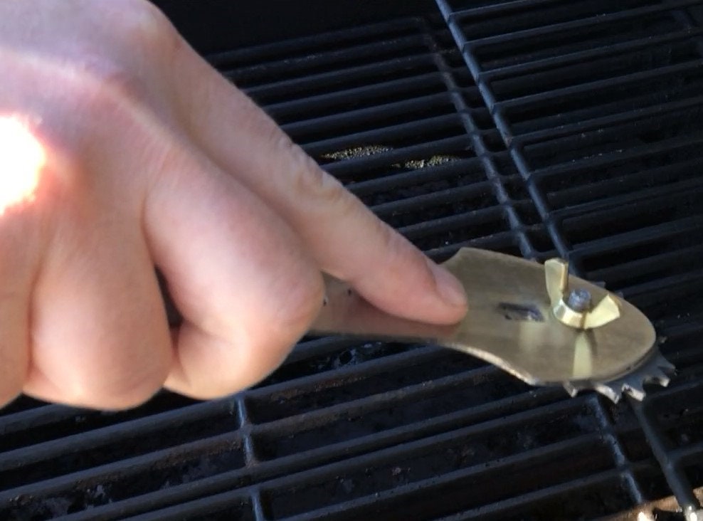 Onion Holder or Cebollero for Grill Cleaning 22version. 