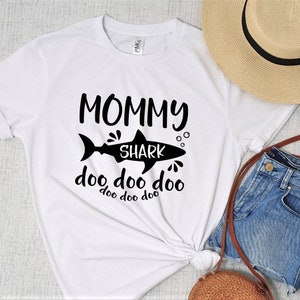 Mommy Shark shirt. Shark family  Tee-shirts | Birthday Customized Tees