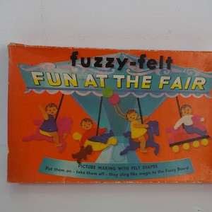 Vintage 1968 Fun at the fair Fuzzy Felt (farm themed felt inside) read discription