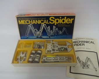 Vintage 1970s Mechanical Spider Motorized construction kit Made in Japan Jeu de construction motorise