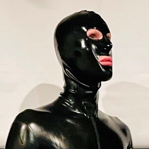 Latex panelled hood with mouth condom and rear zipper - Latex Magic