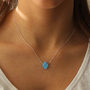 Sterling Silber Halskette, Hamsa Halskette, Opal Halskette, Blaue Opal Halskette, Fatima, Schutz Halskette, Zierliche Halskette Layering Halskette