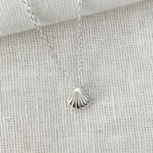 Sterling Silver Necklace, Shell Necklace, Layering Necklace, Dainty necklace, Clam Shell Necklace, Shell Pendant Necklace, Shell Charm