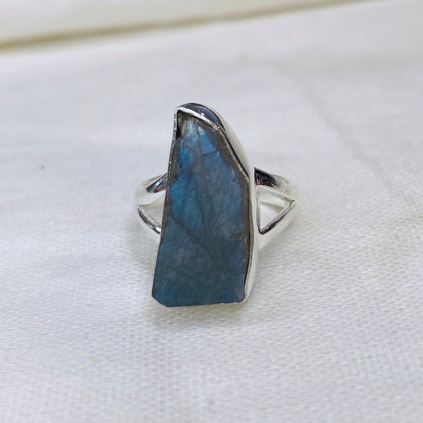 Raw Labradorite Ring, Sterling Silver Ring, Gemstone Ring, statement Ring, Crystal Ring, Healing Ring, Rough Labradorite