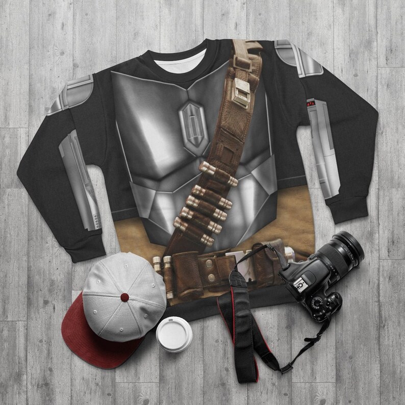 Star Wars Mandalorian Costume, Steel Mandalorian Armor Long Sleeve Sweatshirt, Star Wars Sweatshirt, Mandalorian Sweatshirt, Beskar Steel