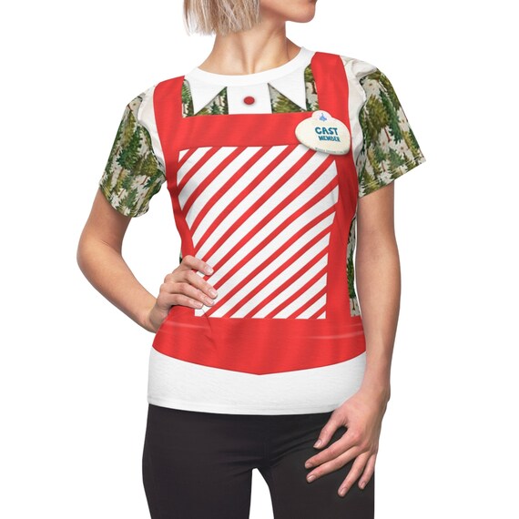Disney Cast Member Shirt Very Merry 
