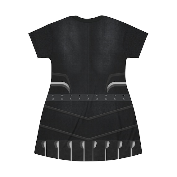 princess shuri dress Black Panther' Costume Designer Reveals Meaning in Shuri's T-Shirt