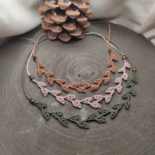 Naszyjnik z makramy w kształcie liścia: minimalistyczny choker boho, inspirowany naturą