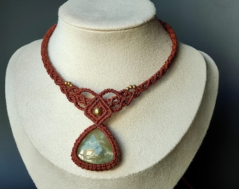 Prehnit Makramee Halskette - Kristall Choker, Handgefertigter Boho Statement Schmuck