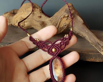 Agate Macrame Necklace – Crystal Pendant, Handmade Boho Statement Jewelry
