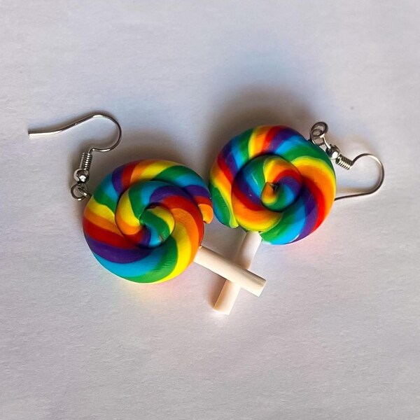 Boucles d'oreilles breloques sucette arc-en-ciel