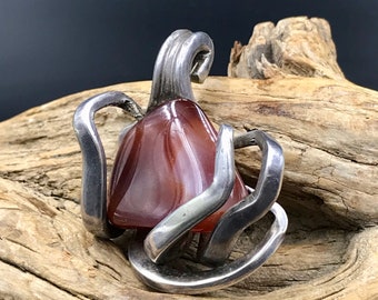 Vintage Brutalist Agate Pendant: Fork Wrapped Amulet