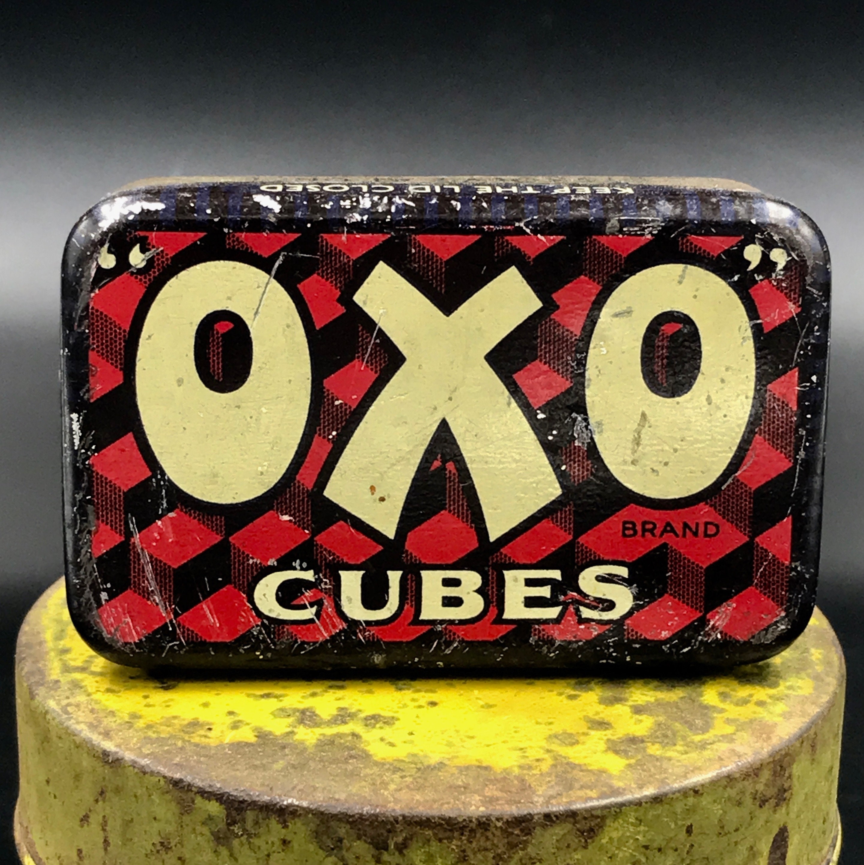 VTG OXO Cubes English Tin Empty Unhinged With Fray Bentos Meat & Fish  Pastes Ad Inside, Oxo Stock Bouillon Cubes Tin, 2-7/8 X 1-3/4 