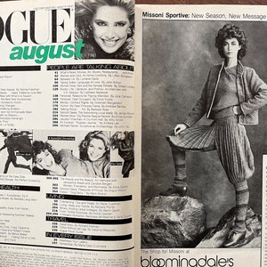 Vogue EE. UU. Agosto de 1981: Kelly Emberg por Richard Avedon imagen 2