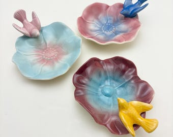 ROYAL COPLEY Bird on Lily Pad Trinket Dish / Set of 3