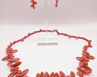 Wire wrapped necklace, Czech glass necklace, Goldtone CopperWire With Dusty Rose Czech Glass Necklace and Earring Set