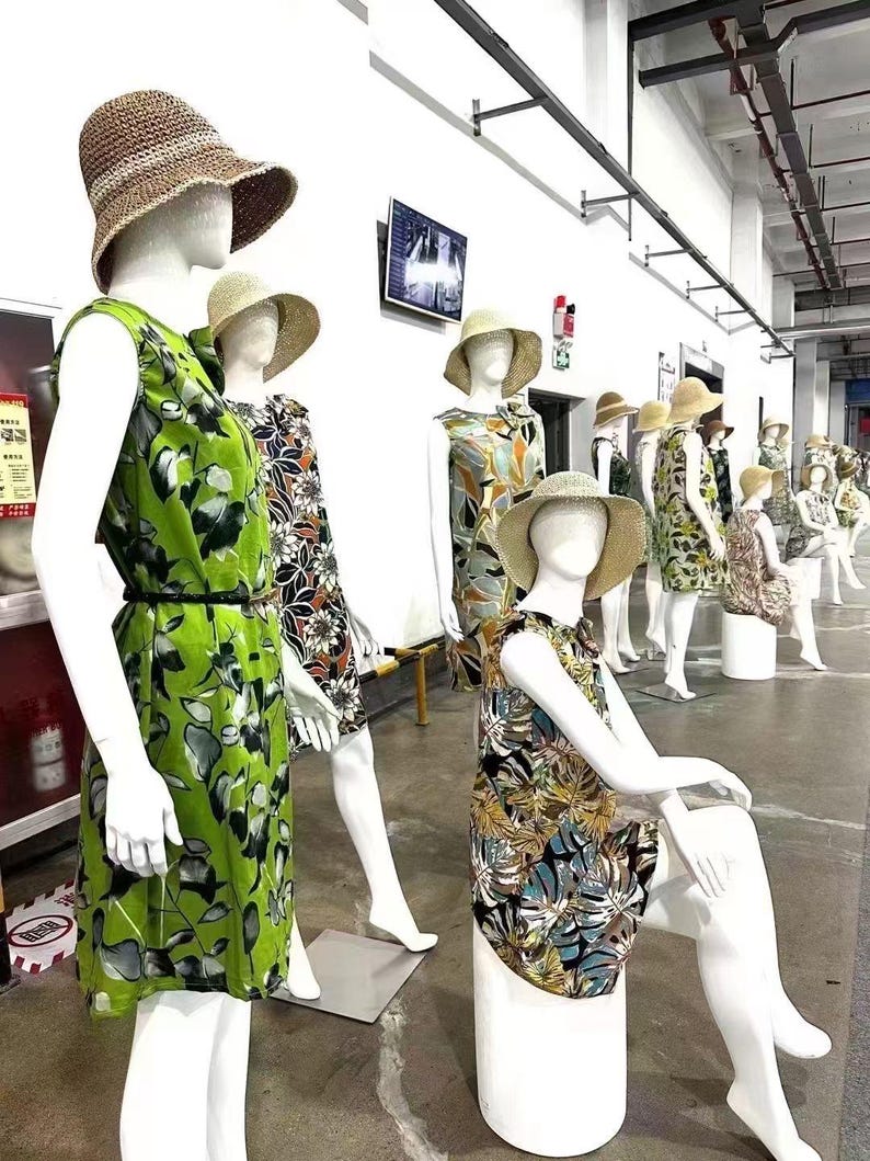 Custom Cotton Fabric Print 60S Yarn 97gsm Weight Works for Dress