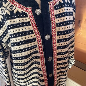 Vintage Dale of Norway Cardigan Sweater