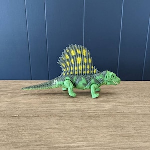 Vintage Jurassic Park Toy Dinosaur, Dimetrodon Green Sail Fin Dino, Jurassic Park Toys, Figurine 1990s JurassicPark Movie Dinosaurs, Kenner
