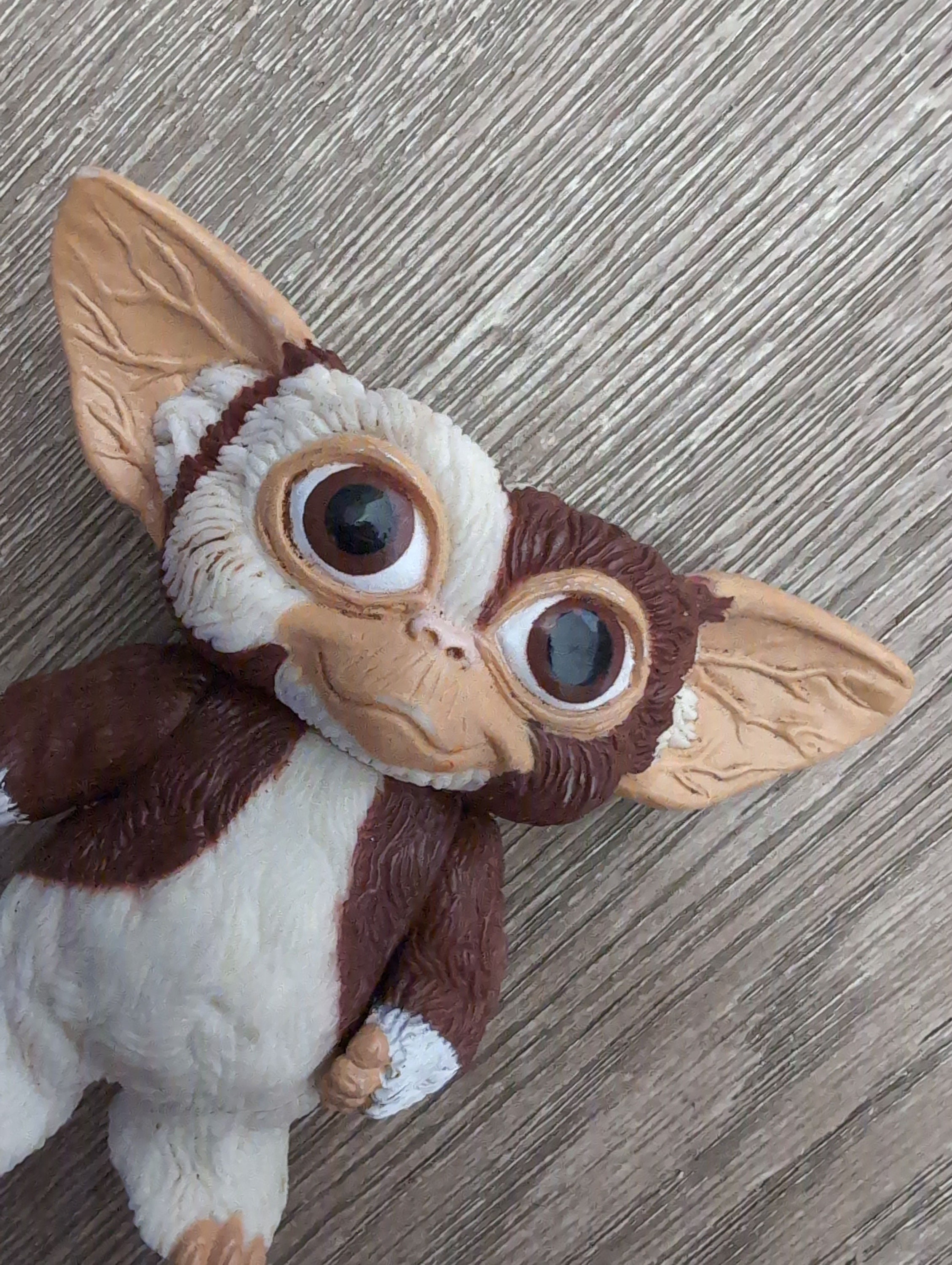 Peluche Gremlins Gizmo Neca Con Sonido Y Movimiento