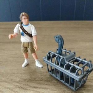 Vintage Jurassic Park Toys, Tim Murphy Action Figure, Kenner Dinosaur Toy, Snare and Hatchling, The Lost World Action figures
