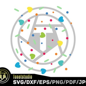 Puede incluir: Un c&iacute;rculo gris con un dise&ntilde;o geom&eacute;trico en el centro. El c&iacute;rculo est&aacute; rodeado de una dispersi&oacute;n de corazones, puntos y l&iacute;neas de colores.